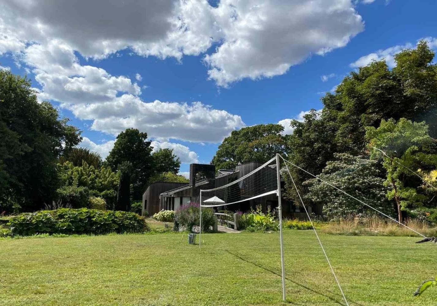 Unique & Rural Child Friendly Annexe With Large Gardens, Games & Tennis Court - Chichester Holiday Properties エクステリア 写真